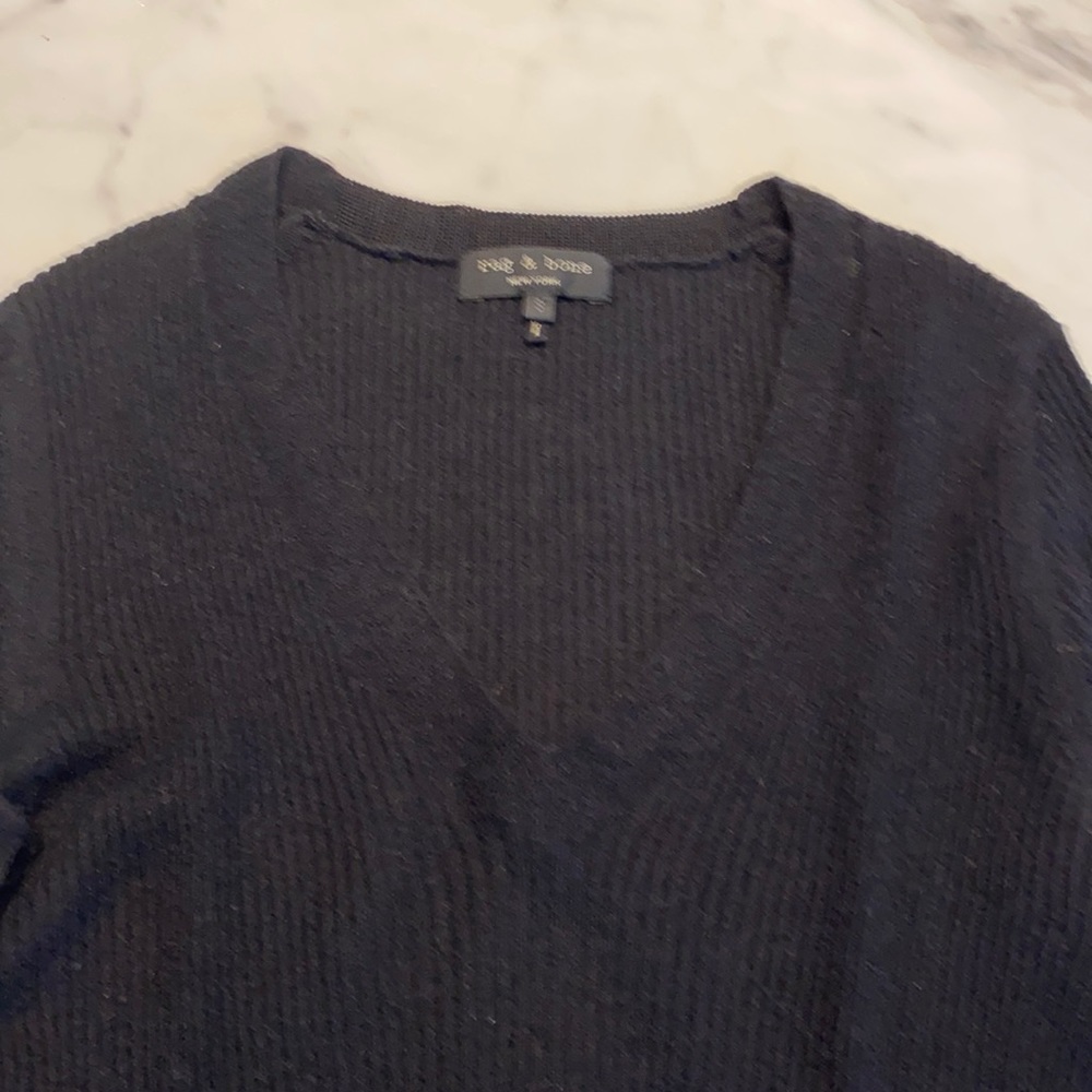 Rag and bone V Neck